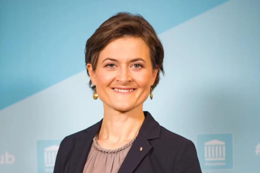 Barbara Prügl